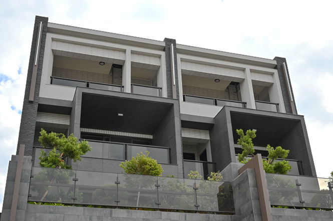 新富筑建設-松濤硯一章